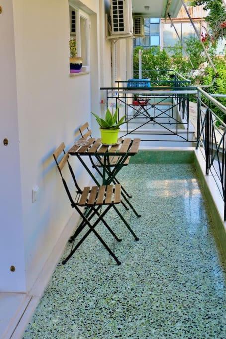 Glyfada Path Of Poets Apartman Athén Kültér fotó