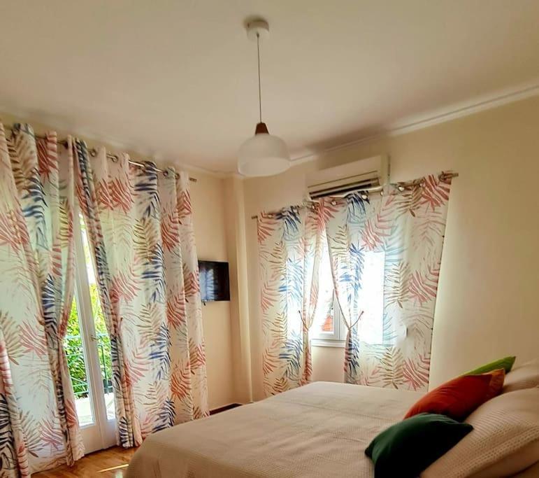 Glyfada Path Of Poets Apartman Athén Kültér fotó