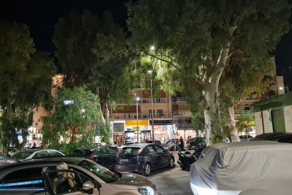 Glyfada Path Of Poets Apartman Athén Kültér fotó
