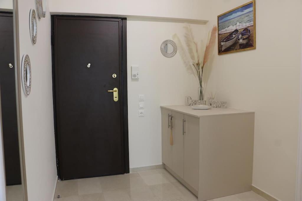 Glyfada Path Of Poets Apartman Athén Kültér fotó