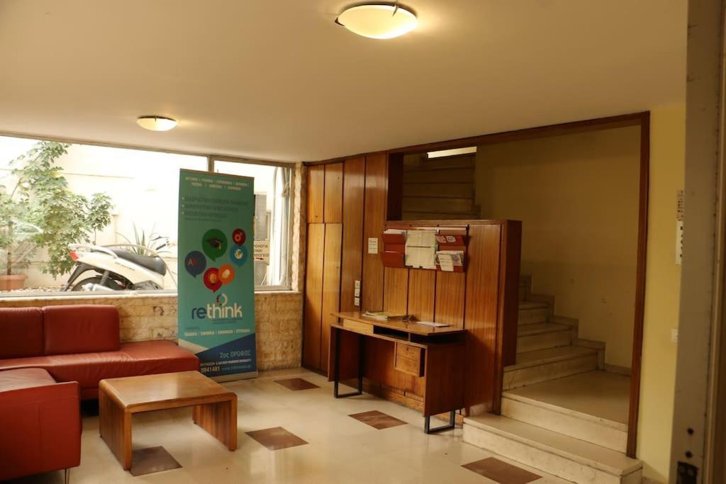 Glyfada Path Of Poets Apartman Athén Kültér fotó